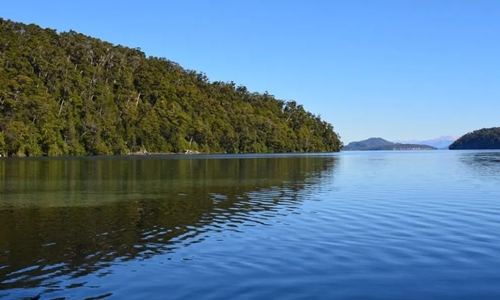 Villa La Angostura: denuncian lixiviados en el Nahuel Huapi